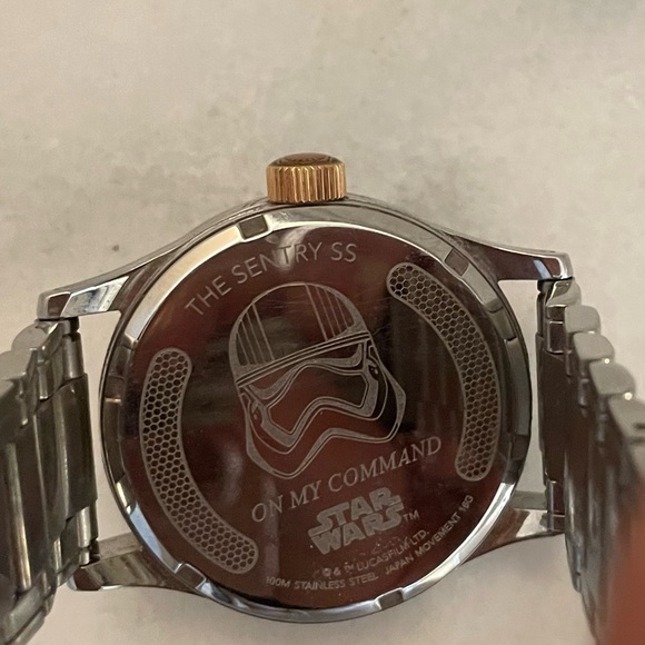 nixon Sentry SS 42mm Watch - Starwars - Picture 3 of 3